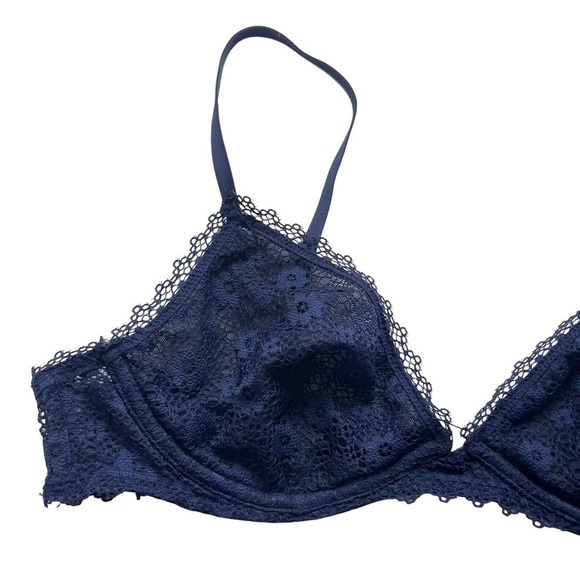 Victoria’s Secret Blue Lace Unlined Underwire Bra Size M Sexy - Picture 6 of 11